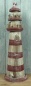 Preview: Dieser antik aussehende Leuchtturm aus Holz in den Farben Rot und Braun ist ein echter Hingucker für jeden Raum. Mit einer Höhe von 33cm eignet er sich perfekt als maritime Dekoration.  Der Treibholz-Look verleiht dem Holz-Deko-Produkt das gewisse Etwas. 
