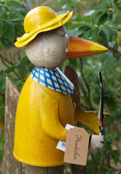 Preview: Zaunhocker Möwe mit Boot Metall Pfahlhocker Zauntiere maritime Gartendeko