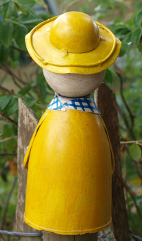 Preview: Zaunhocker Möwe mit Boot Metall Pfahlhocker Zauntiere maritime Gartendeko