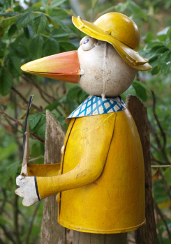 Preview: Zaunhocker Möwe mit Boot Metall Pfahlhocker Zauntiere maritime Gartendeko