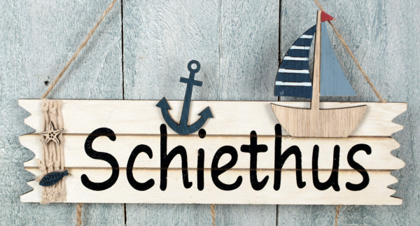 Die Fische sind ca. 6 - 7cm groß, das Segelboot ist 7,5 x 6cm groß und der Anker ist 4,5 x 3,5cm groß.